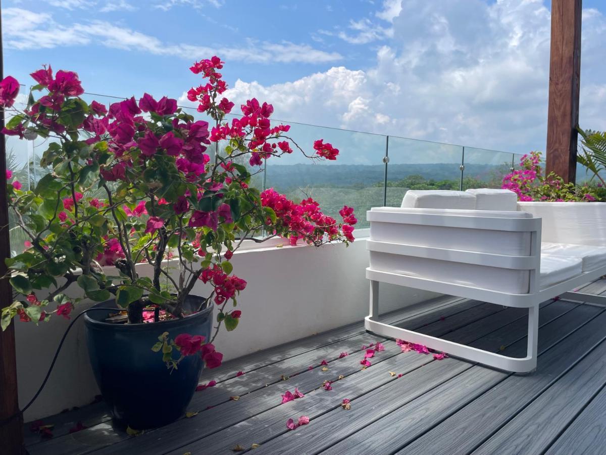 קברטה Ultravioleta Boutique Residences מראה חיצוני תמונה